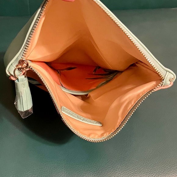 Rachel Pally Reversible Clutch - NWOT - Picture 4 of 13